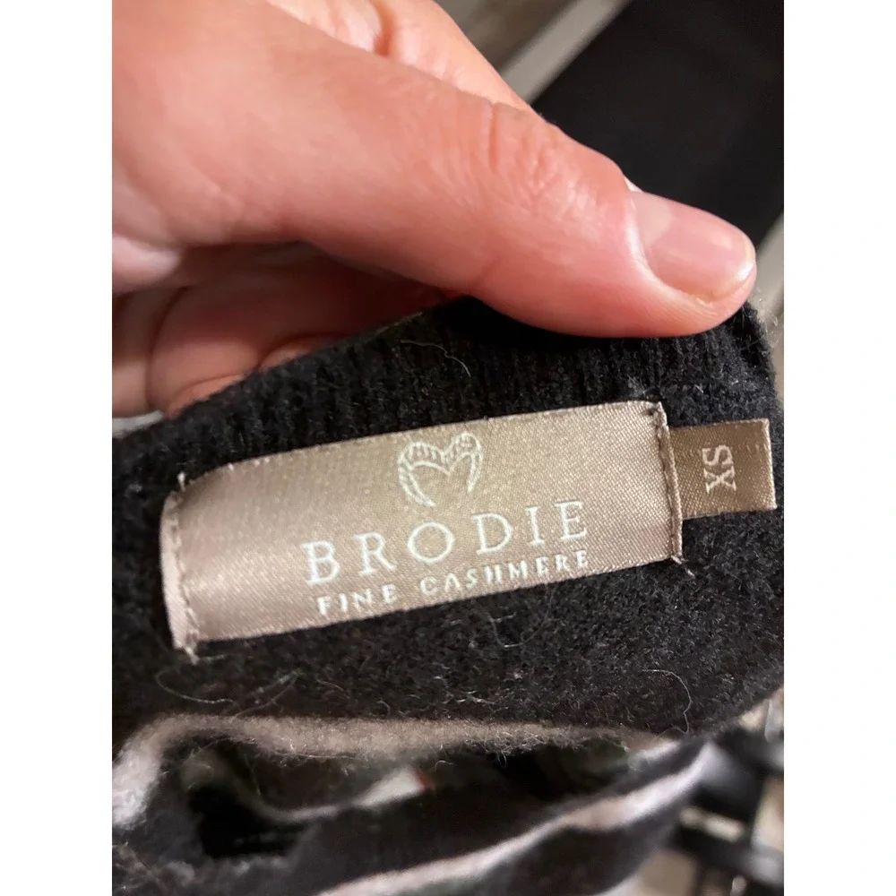Brodie Fine Cashmere Camo Sweater Neon Stripe Trim Crew Neck XS Black Green - Picture 5 of 6